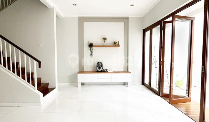 Rumah Modern 2 Lantai di Discovery Conserva, Bintaro Jaya Sektor 9 – Desain Eksklusif, Lokasi Premium