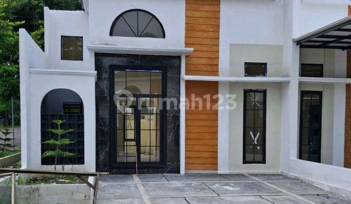 Rumah Murah Di Kelasnya Mewah Luas Strategis Tanpa Dp