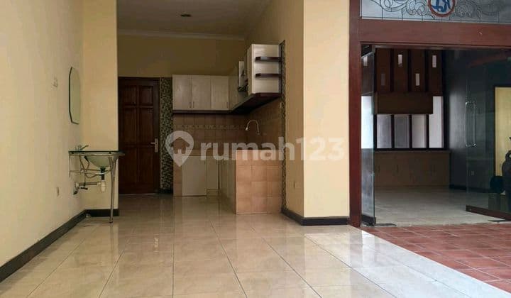 Rumah Sewa Sangat Luas Pondok Tjandra Dekat Rungkut Sby