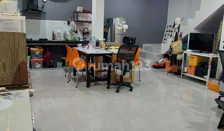 Dijual Rumah 2Lantai Graha Raya Sudah Full Renovasi