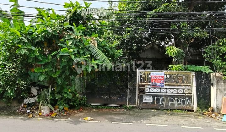 Rumah Lama Di Wilayah Tanah Abang, Cocok Untuk Dibangun Untuk Kantor Atau Usaha Kos²an, Lokasi Strategis