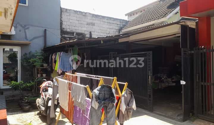 Rumah di Duta Parahiyangan Cibinong Bogor