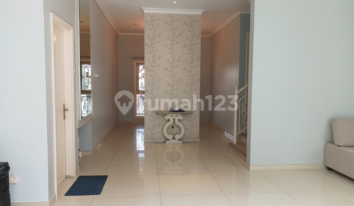 Dijual Hunian Luas 2 Lantai di Kota Baru Parahyangan