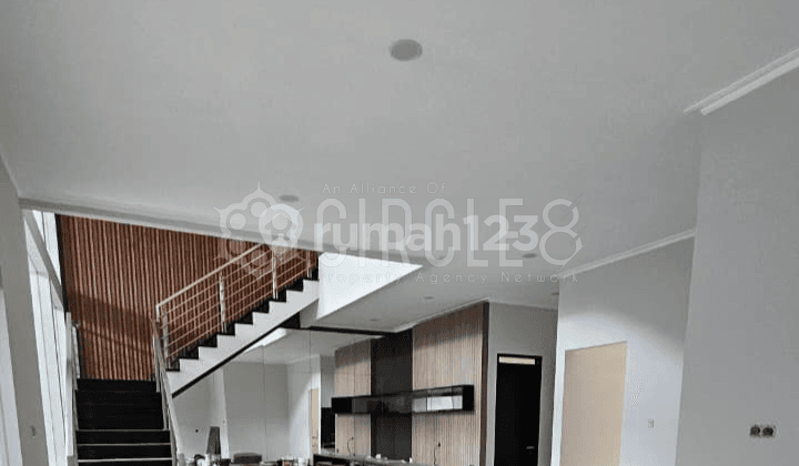 Dream Home in a Lush and Exclusive Neighborhood in Batununggal, Bandung