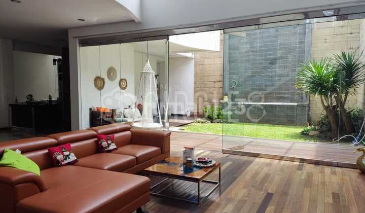 Luxury House Location in the Quiet Area of Setra Sukahaji Permai, Bandung