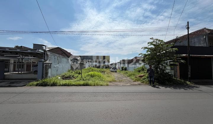 Tanah Poros Jalan Bumiayu Lokasi Ramai dan Berkembang