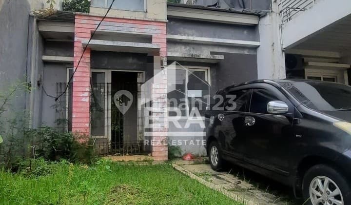 Dijual Rumah Standard Butuh Renov di Cibubur Country