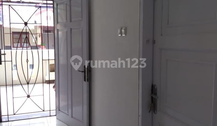 Disewakan Rumah Di Kota Wisata