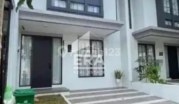 Floor 455 sqm & Land 2033 sqm - 2-Story House for Sale in Citraland Cibubur
