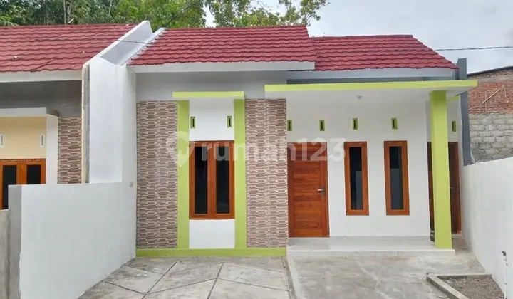 Rumah Tinggal Lokasi Strategis Dekat Kampus Umy - Gamping Sleman