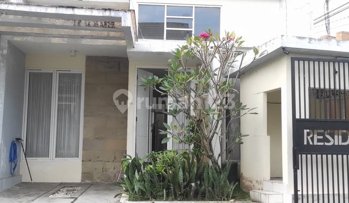 Rumah Tinggal Minimalis Lokasi Strategis Dekat Pasar Gentan Ngaglik Sleman.