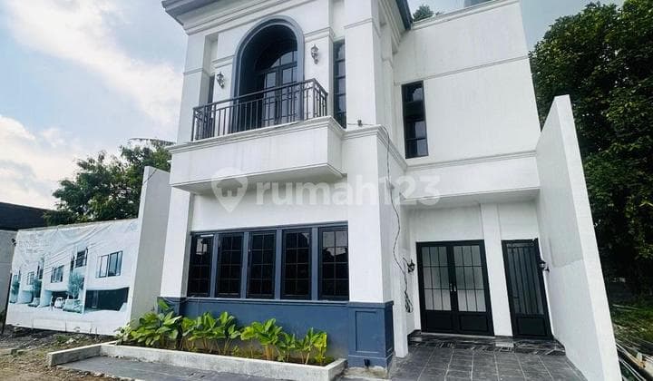 Hunian Mewah di Sidoarum, Godean, Sleman, Rumah 2 Lantai Mewah Dekat Kampus Unisa, Unjaya, & Unu!