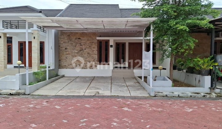 Rumah Tinggal dalam Perumahan Lokasi Strategis di Sewon Bantul.