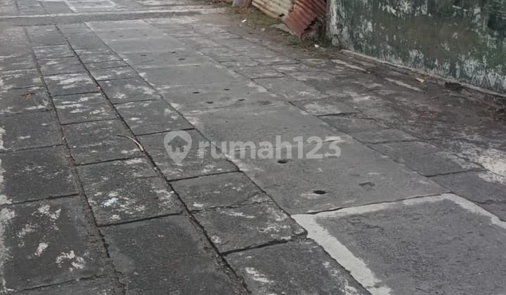 Lokasi Strategis, Tanah Luas 174m2 Dekat Kawasan Kampus di Babarsari Depok Sleman cocok untuk Hunian, Kost dan Homestay!.