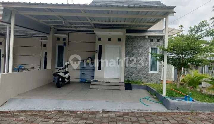 Rumah Cantik Minimalis Dalam Perum di Villa Argomulyo Sedayu Bantul