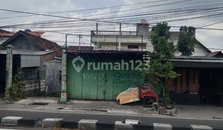 Ruang Usaha Lokasi Strategis di Jalan Ring Road Selatan, Banguntapan Bantul