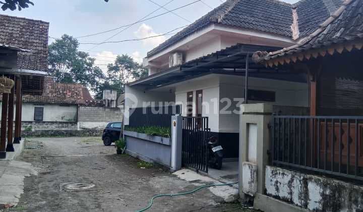 Investasi Kost yang Menguntungkan, 10 Kamar Aktif di Jl. Kapten Haryadi Sleman!.