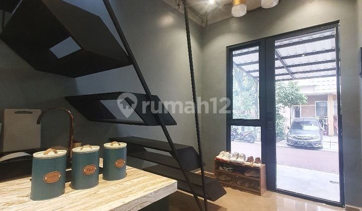 Dijual Rumah Full Renov Full Furnish di Virginia Village