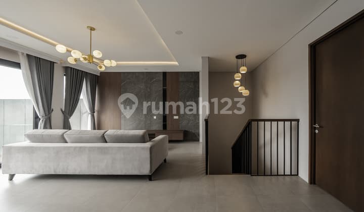 Rumah Mewah Baru SHM 2 Lantai SHM Kedungwuni, Pekalongan