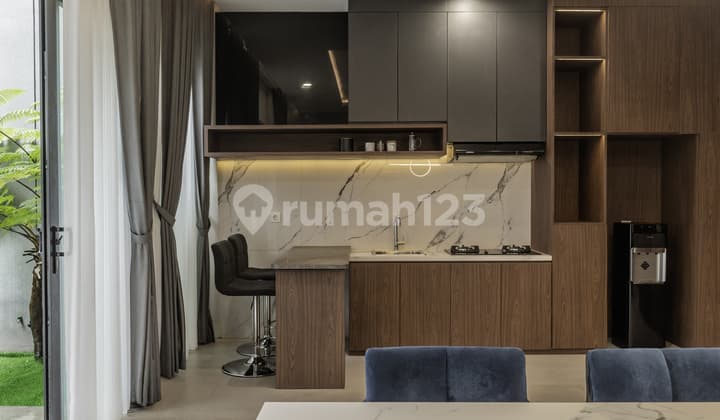 Rumah Mewah Baru SHM 2 Lantai SHM Kedungwuni, Pekalongan