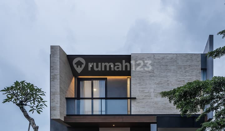 Rumah Mewah Baru SHM 2 Lantai SHM Kedungwuni, Pekalongan