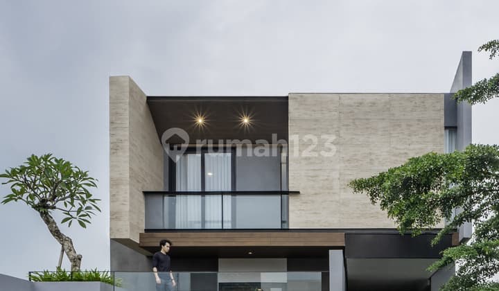 Rumah Mewah Baru SHM 2 Lantai SHM Kedungwuni, Pekalongan