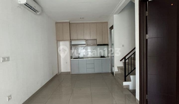 For Rent: PIK2 House Size 6x12.5, Semi-Furnished