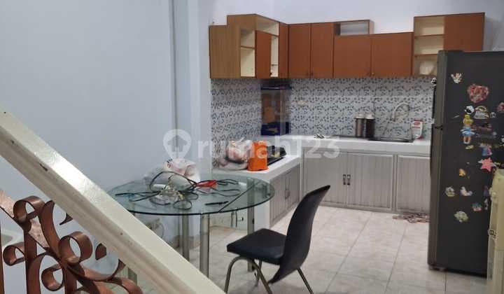 Disewakan Rumah Daan Mogot Baru