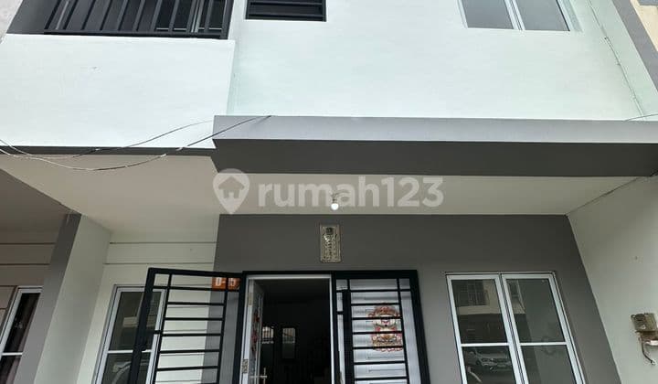 For Rent Pasir Putih Residences! 2 Floors