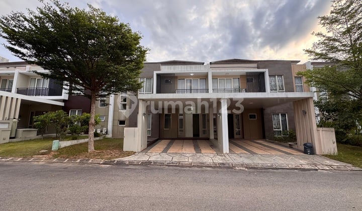 For Rent Orchard Park Cluster Citrus 2 Floors Batam Center