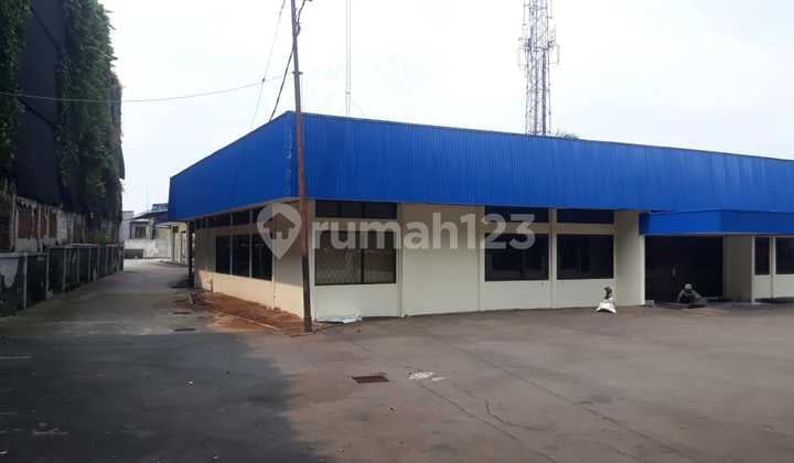 Well-Maintained Warehouse Strategically Located Just a Step Away from Tb Simatupang Toll Road in Pasar Rebo, East Jakarta