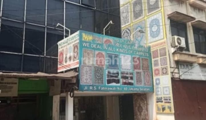 Ruko Bagus 3,5 Lantai Lokasi Strategis di Pinggir Jalan Fatmawati, Jakarta Selatan