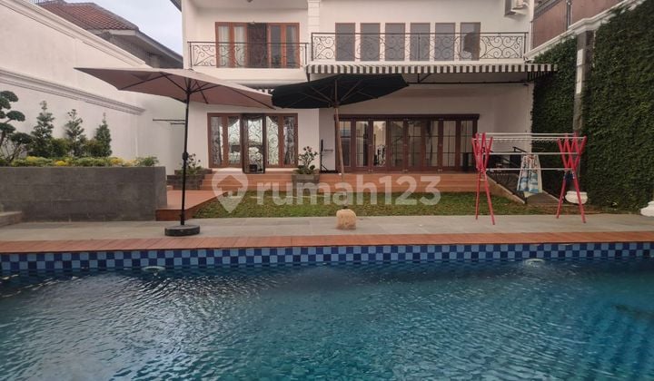 Rumah Cantik Mewah 2 Lantai Lokasi Strategis di Kemang, Jakarta Selatan