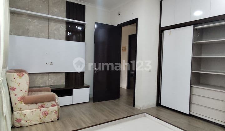 Rumah 2 Lantai Siap Huni Dalam Cluster Amarilla di BSD Avani, Tangerang