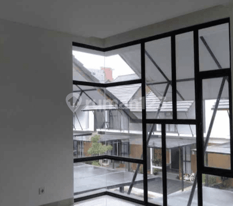 Rumah Cantik 2 Lantai di Cluster Mahakam, Jakarta Garden City - Jakarta Timur