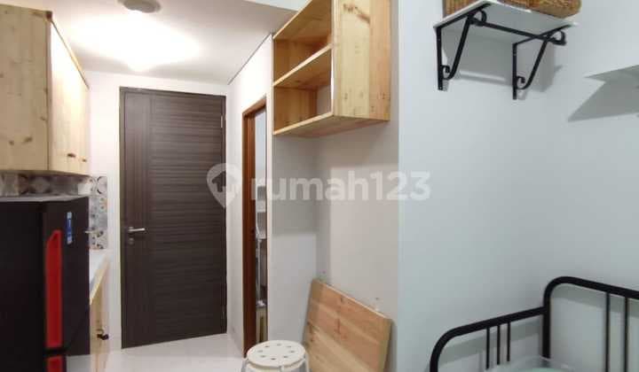 Apartemen Amazana Residence Jelupang Tangerang Selatan