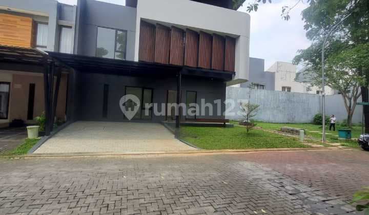 Luxury House in Prestigia Eminent Cluster, BSD Tangerang