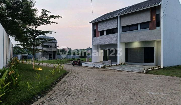 Rumah Keren 2 Lantai Di Jati Asih Siap Huni