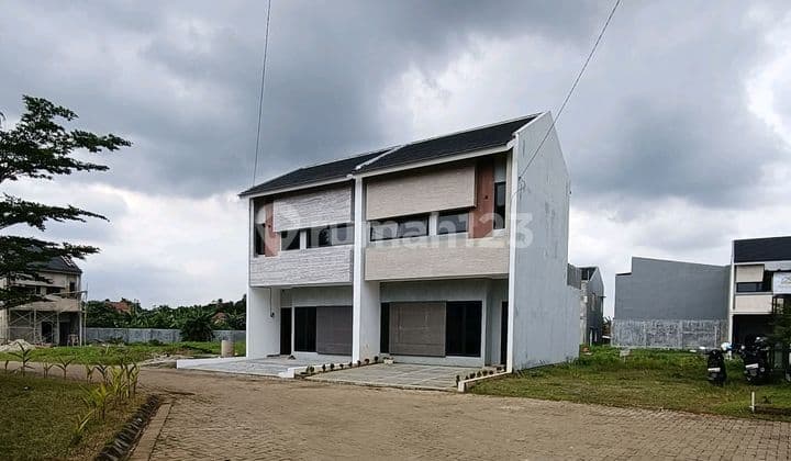 Rumah Di Jatiasih Akses Langsung Jalan Raya Rumah Bagus Shm