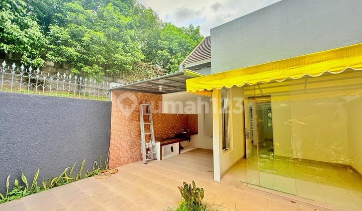 Rumah Mungil Minimalis Lingkungan Asri View Gunung