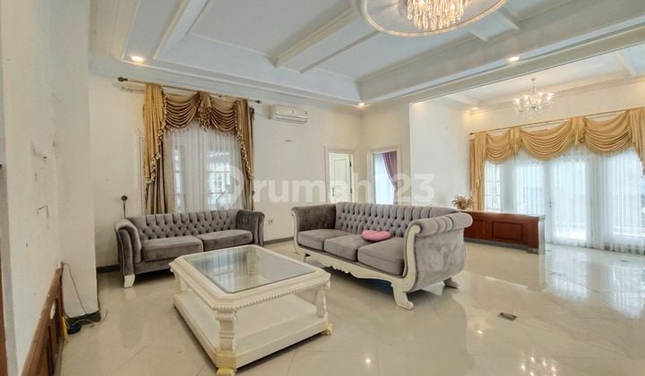 Megah Dengan Pemandangan Asri Dan Mewah Dekat Dengan Exit Tol