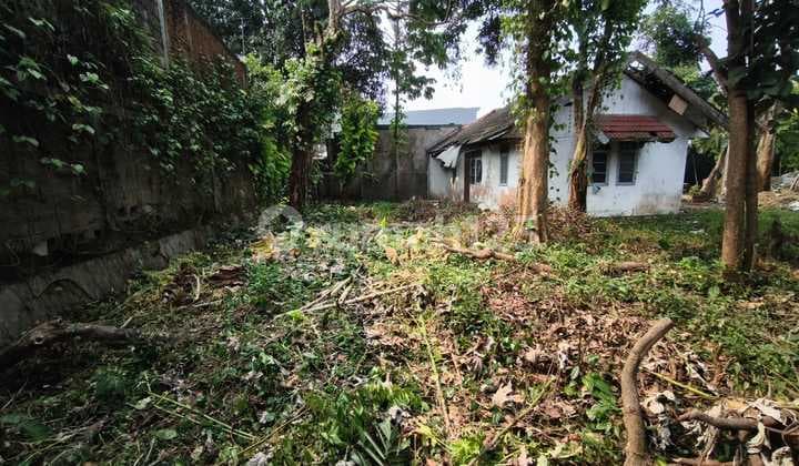 Tanah 428M2 di Bawah Harga Pasar, Griya Loka Bsd Dekat Pintu Tol