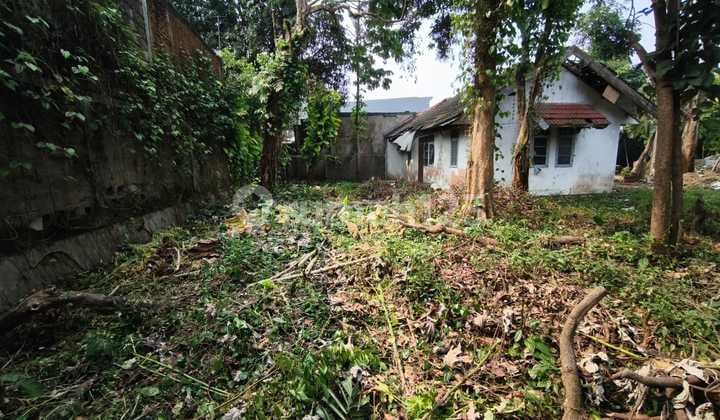 Tanah 428M2 di Bawah Harga Pasar, Griya Loka Bsd Dekat Pintu Tol