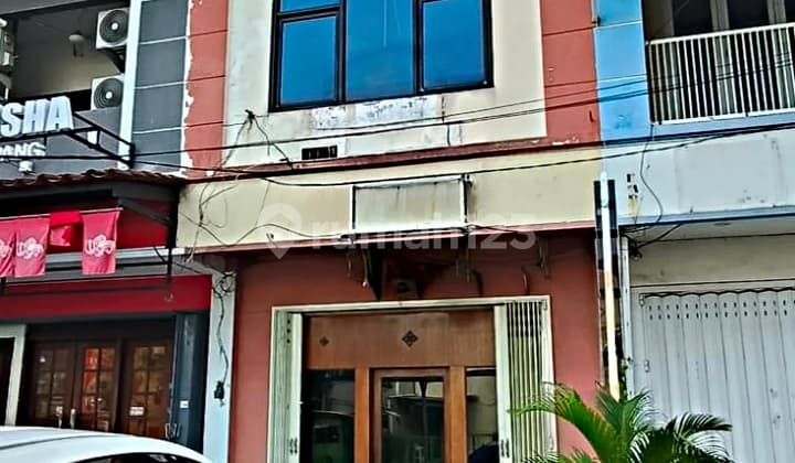 Cheap. Shop House For Sale On Jl. Raya Darmo Permai Selatan Pradah Kali Kendal, Dukuh Pakis, Surabaya, 60226, Darmo Permai