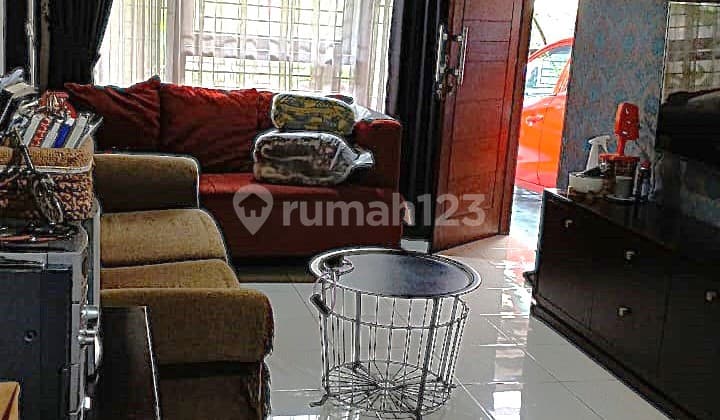 Rumah Beraih 2 Lantai Kt 2+1 Km 1+1 Siap Huni dan Lokasi Bintaro Jaya Sektor 5 Surat SHM.