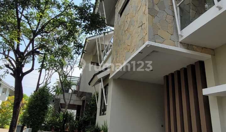Rumah Bagus 2 Lantai SHM Sektor 7-Bintaro, Tangerang Selatan