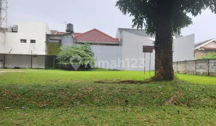 Ready-to-Build Plots and Strategic Location @Bintaro, Sector 7