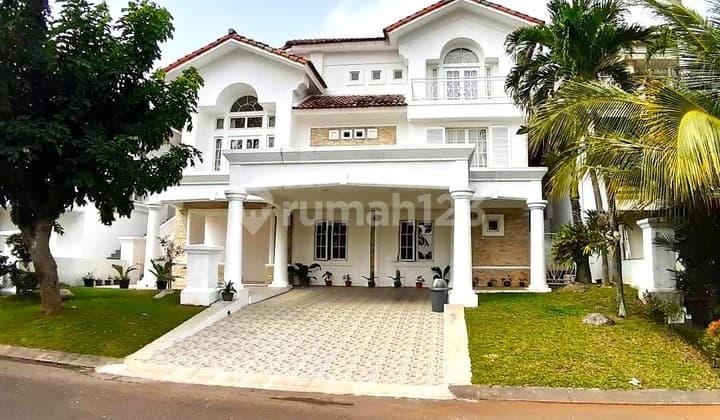 Ready-to-Occupy 2-Story House with 4 Bedrooms and 3 Bathrooms, Land Area 500 m2, Building Area 800 m2, SHM Certificate @Sentul City, Bogor