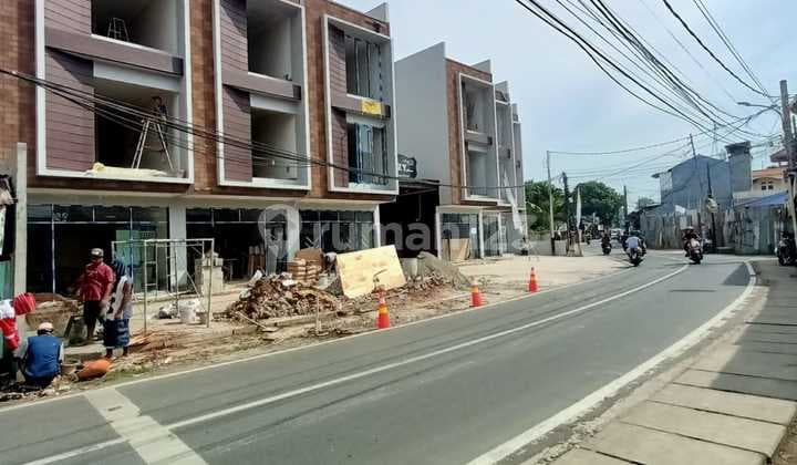 Ruko 4 Lantai Di Jalan Utama Jakarta Selatan*