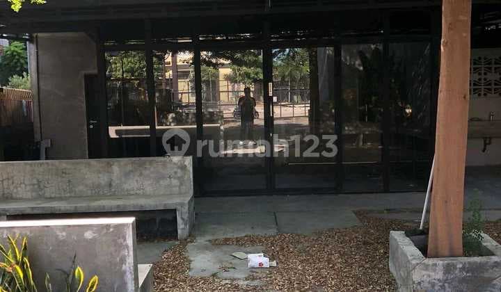 Bangunan Ex Cafe Ketintang